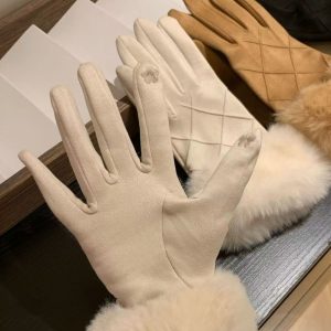 Warm Gloves (Winter Edition)